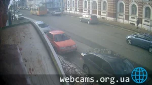 Веб-камера на ул. Большая Октябрьская, 39