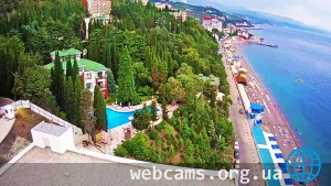 Webcam on the embankment at the hotel «More»