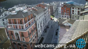 Webcam on Mountain Carousel Street