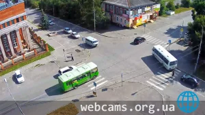 Веб-камера на перекрёстке Ленина/Мопровский в Бийске