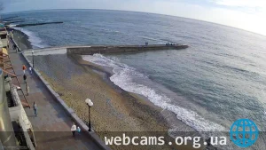 Веб-камера на пляже возле ресторана «Старгород», Сочи