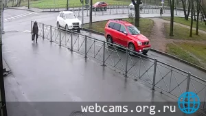 Веб-камера на перекрёстке Железнодорожной улицы и бульвара Алексея Толстого, Пушкин
